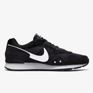NIKE Tenisice NIKE VENTURE RUNNER 