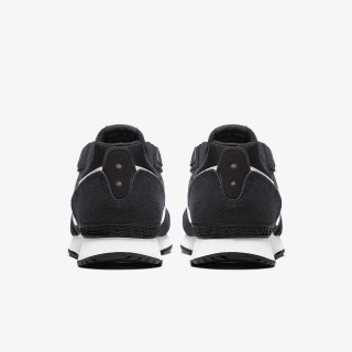 NIKE Tenisice NIKE VENTURE RUNNER 