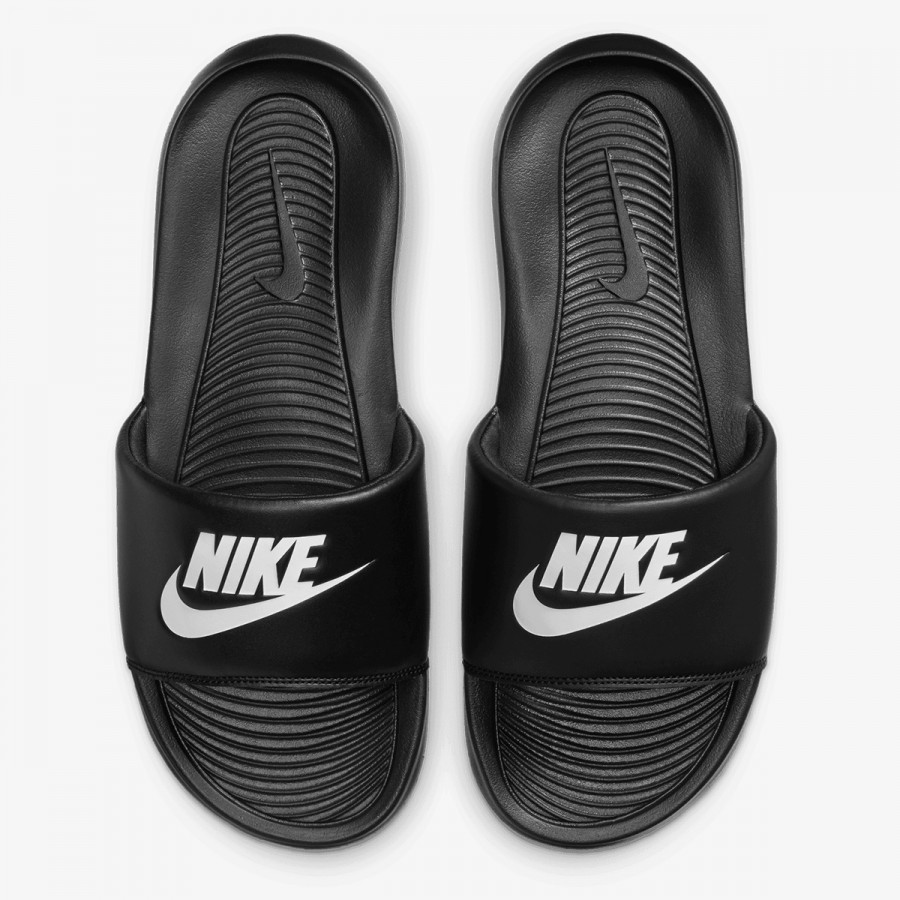 NIKE Natikače Victori One 