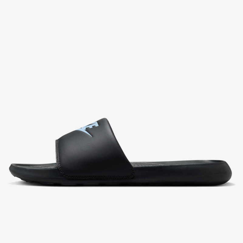 NIKE Natikače Victori One 