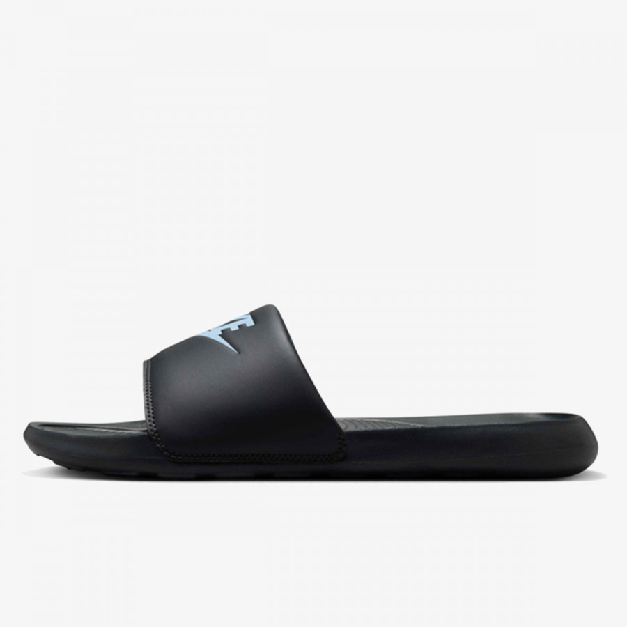 NIKE Natikače Victori One 