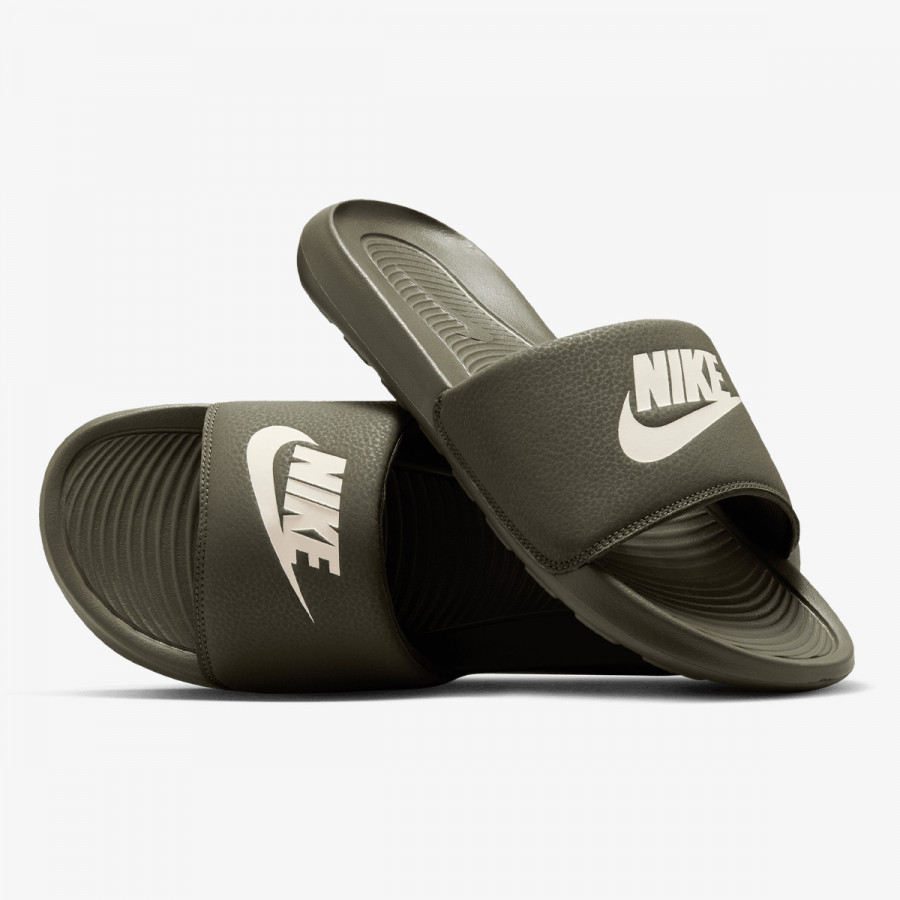 NIKE Natikače Victori One 