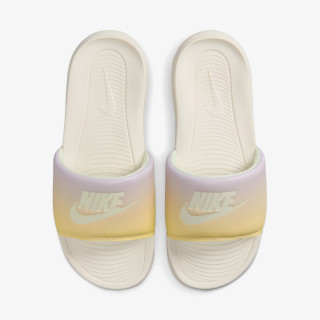 NIKE Natikače Victori One 