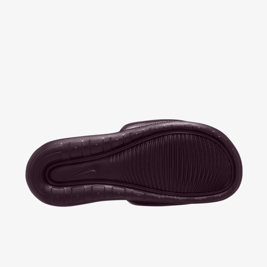 NIKE Natikače Victori One 