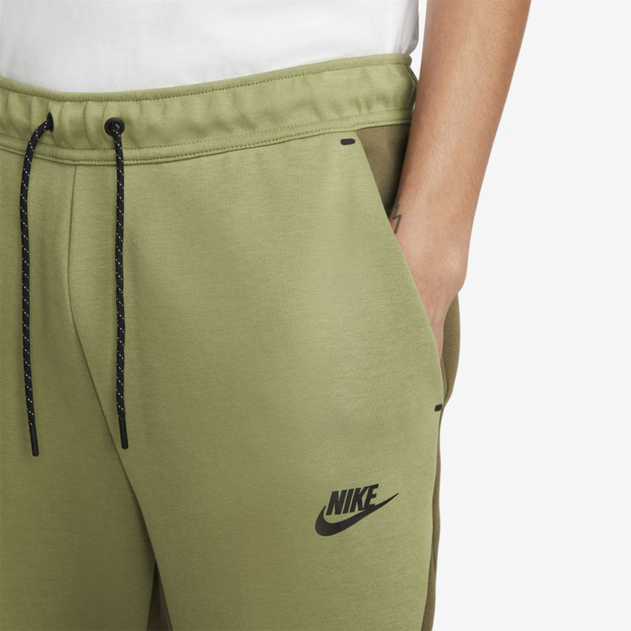 NIKE Donji dio trenirke Sportswear Tech 