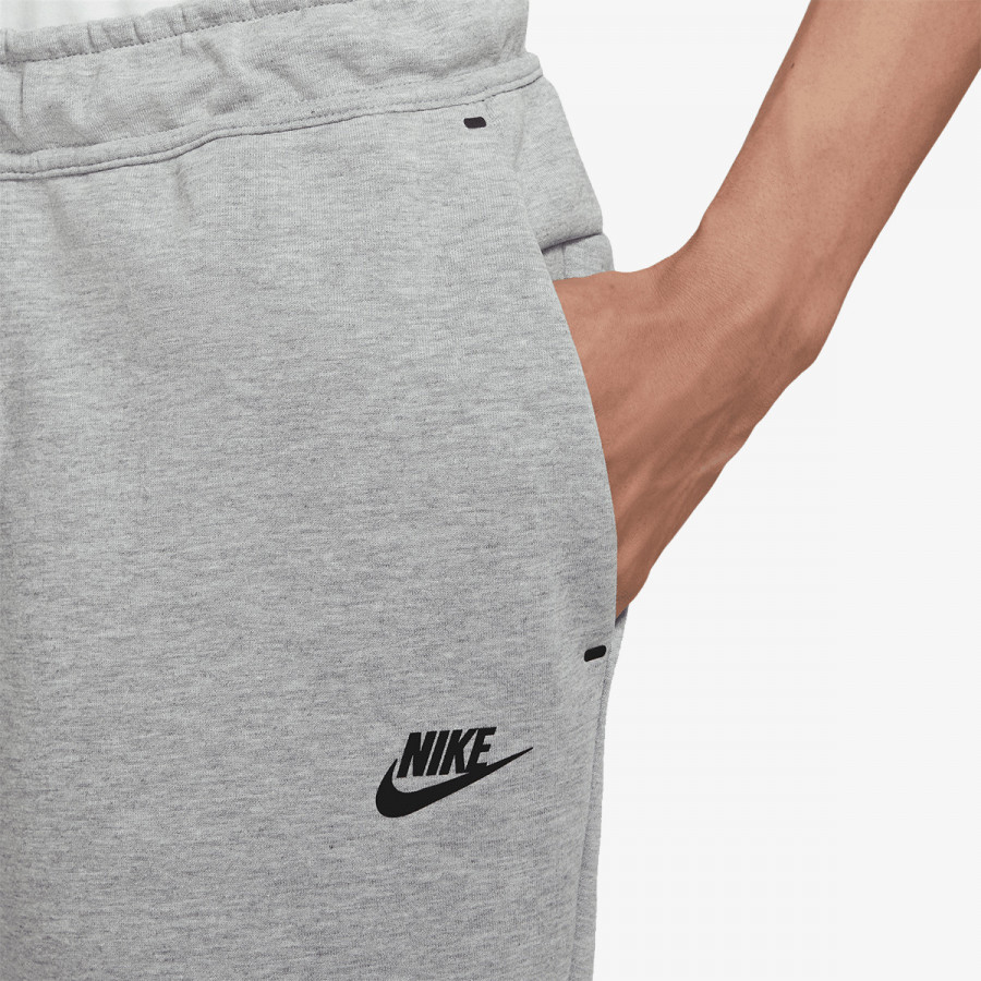 NIKE Kratke hlače Sportswear Tech Fleece 