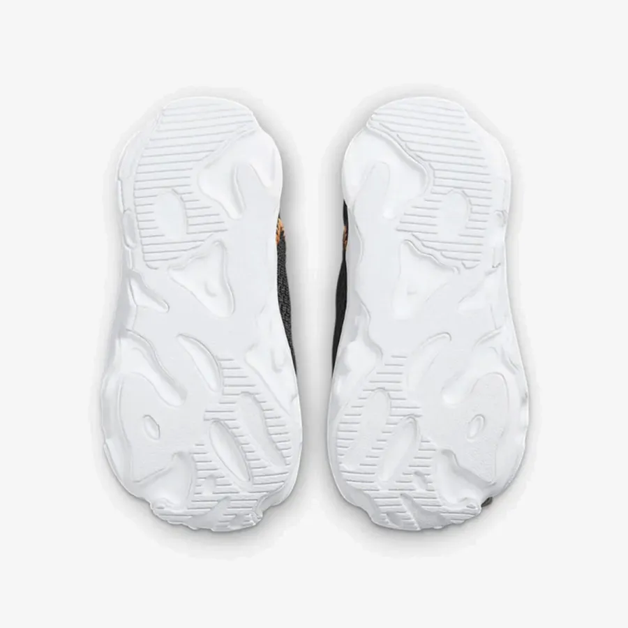 NIKE Tenisice RT Live 