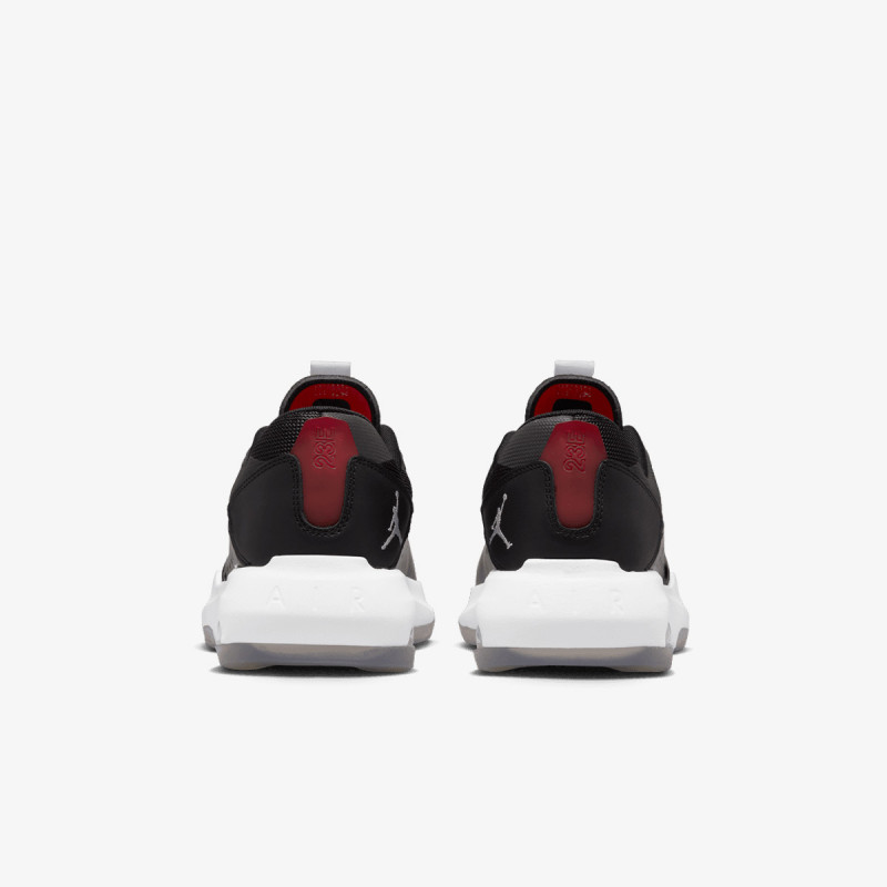 NIKE Tenisice Jordan Air 200E 