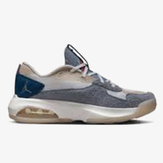 NIKE Tenisice Jordan Air 200E 