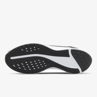 NIKE Tenisice NIKE QUEST 5 