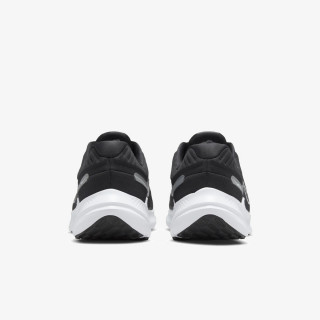 NIKE Tenisice NIKE QUEST 5 