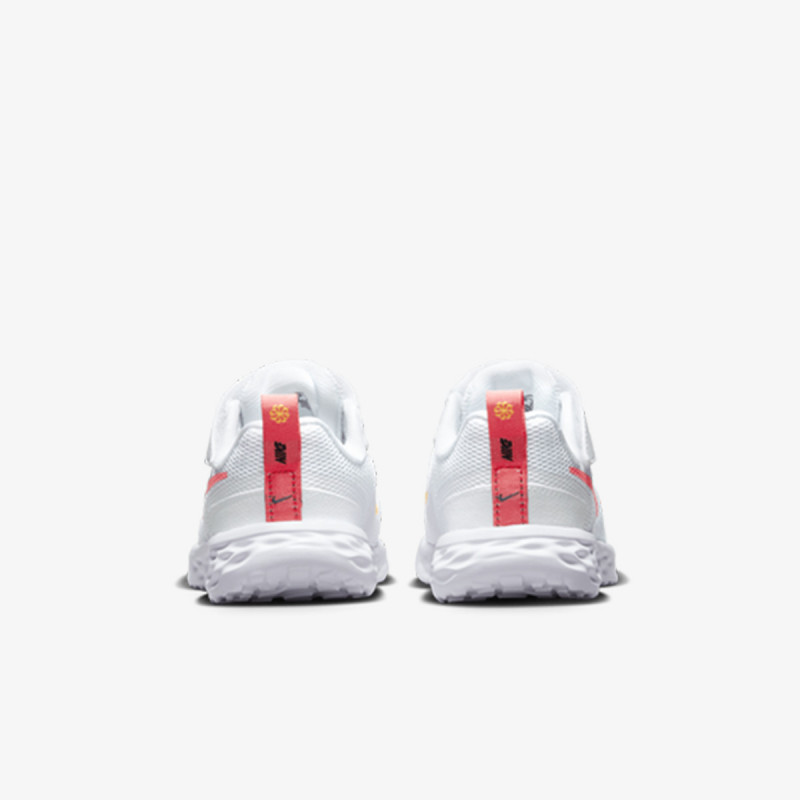 NIKE Tenisice Revolution 6 