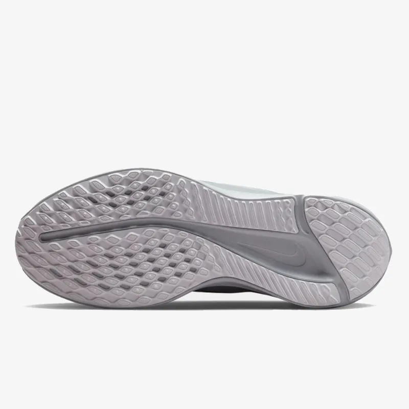 NIKE Tenisice WMNS NIKE QUEST 5 