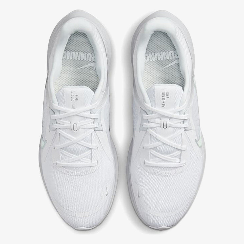NIKE Tenisice Quest 5 
