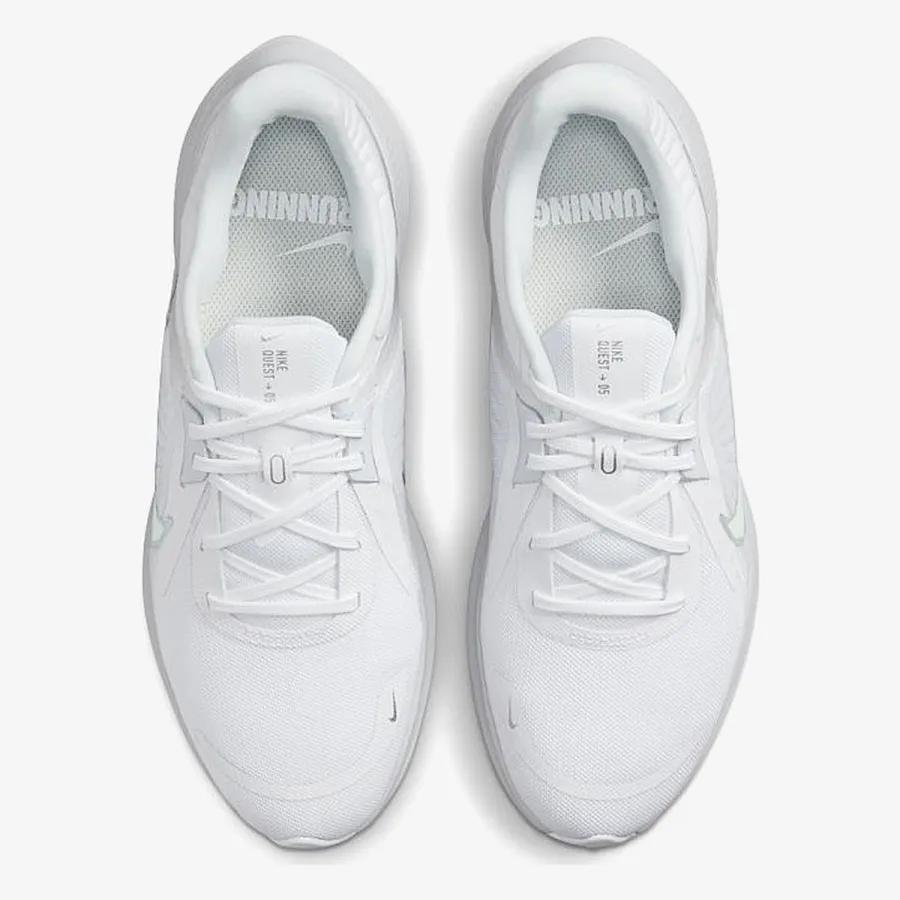 NIKE Tenisice WMNS NIKE QUEST 5 