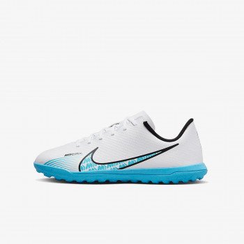 Nike tenisice s petom store