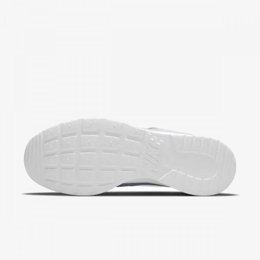 NIKE Tenisice Tanjun 