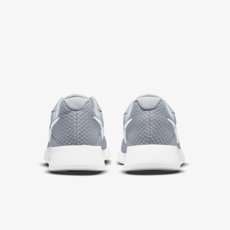 NIKE Tenisice NIKE TANJUN 
