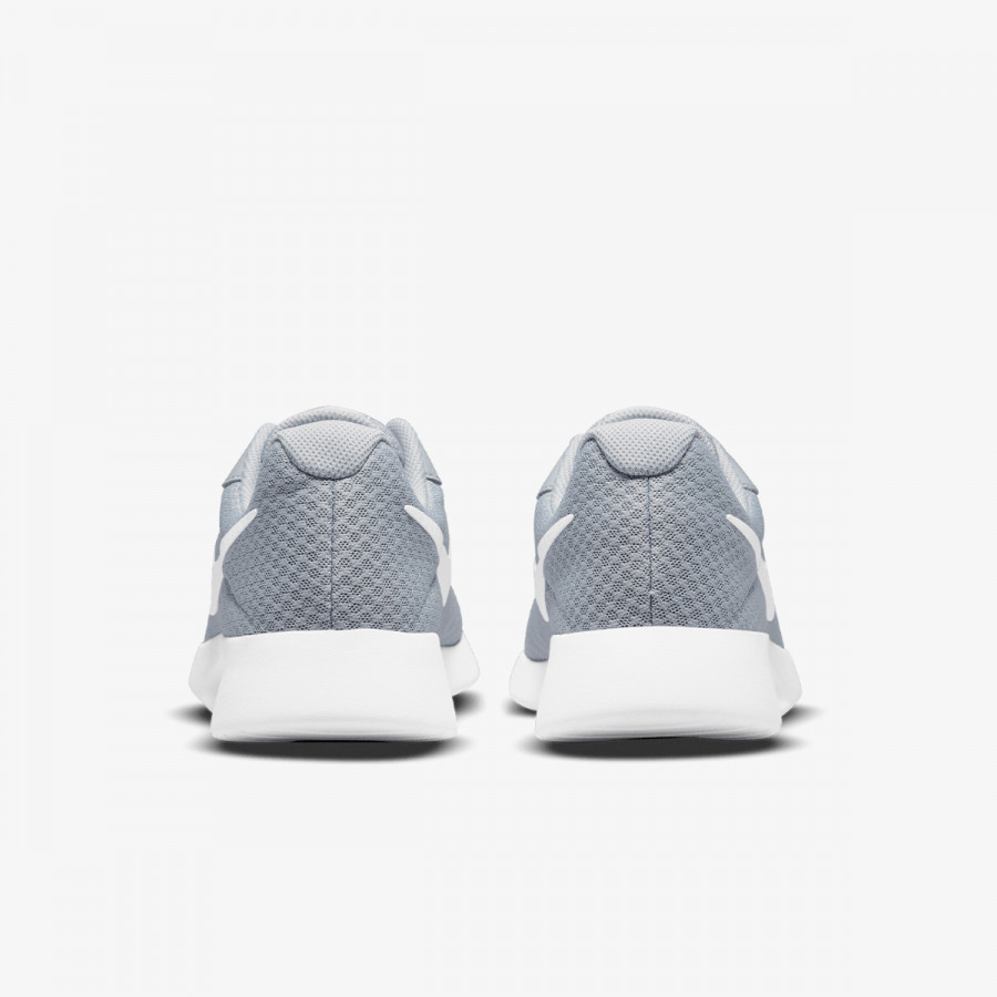 NIKE Tenisice NIKE TANJUN 
