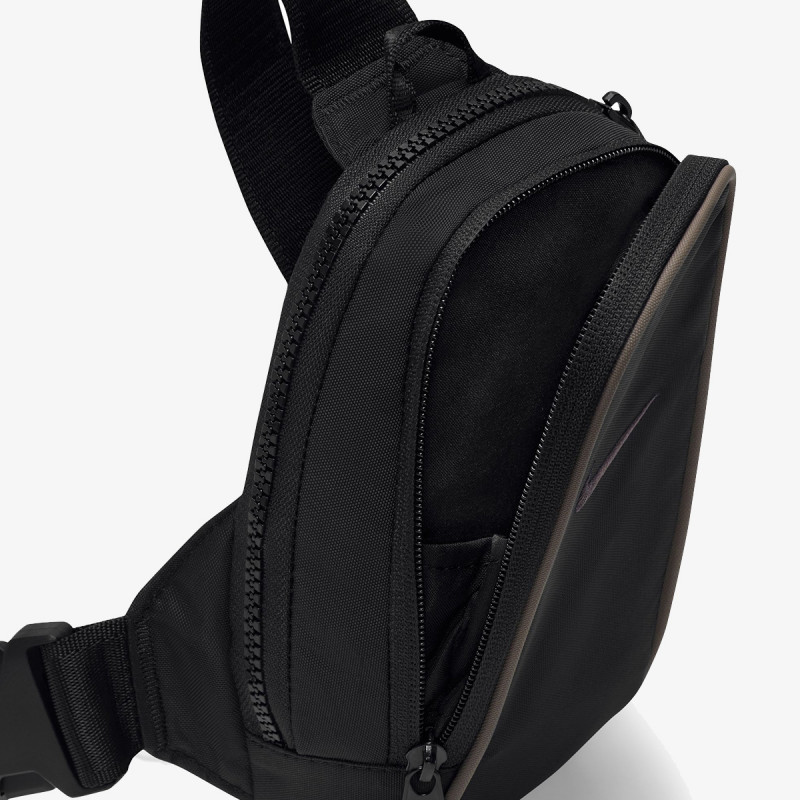 NIKE Torbica oko struka Sportswear Essentials 