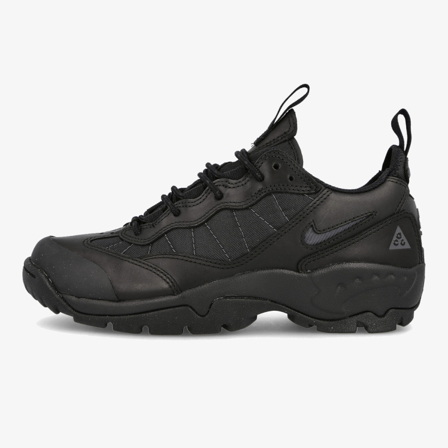 NIKE Tenisice Nike ACG Air Mada 