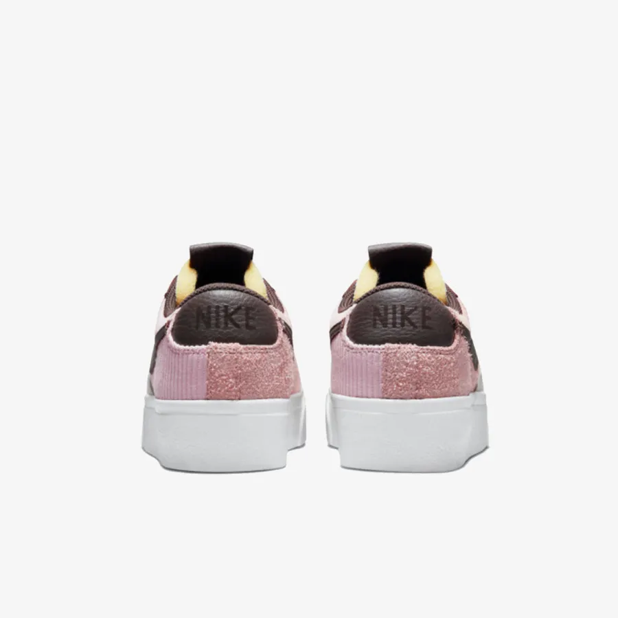 NIKE Tenisice WMNS NIKE BLAZER LOW PLTFRM FW 