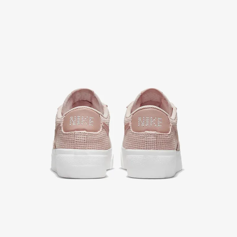 NIKE Tenisice W BLAZER LOW PLATFORM ESS 