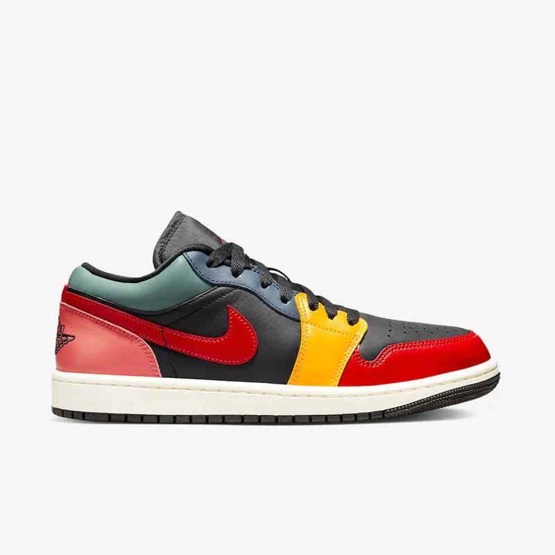 NIKE Tenisice WMNS AIR JORDAN 1 LOW SE 