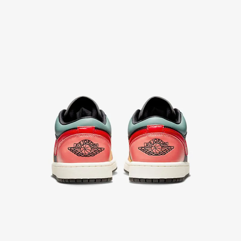 NIKE Tenisice WMNS AIR JORDAN 1 LOW SE 