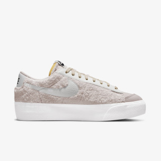 NIKE Tenisice WMNS BLAZER LOW PLATFORM MEM 4 