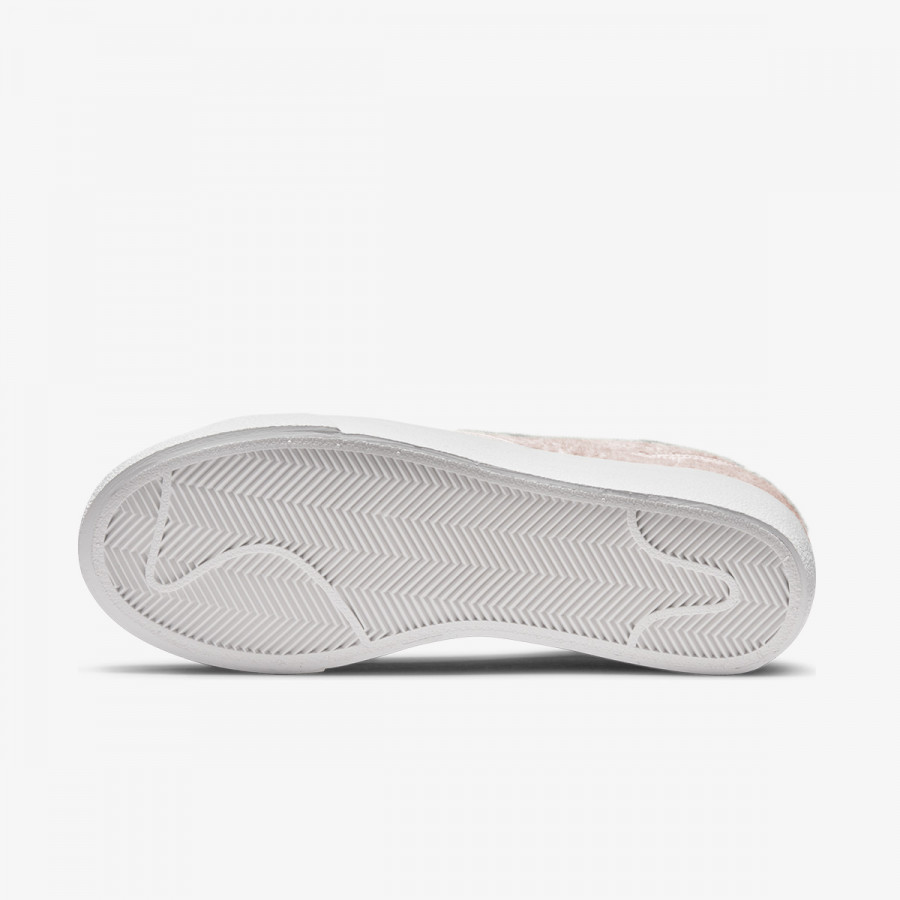NIKE Tenisice WMNS BLAZER LOW PLATFORM MEM 4 