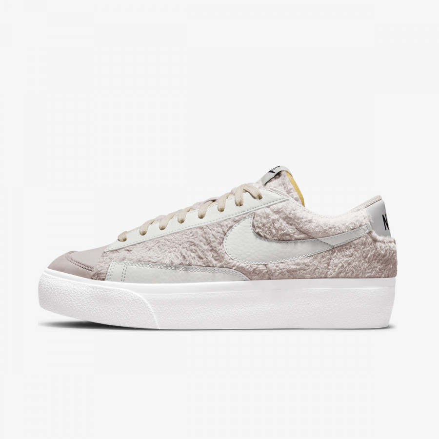 NIKE Tenisice WMNS BLAZER LOW PLATFORM MEM 4 