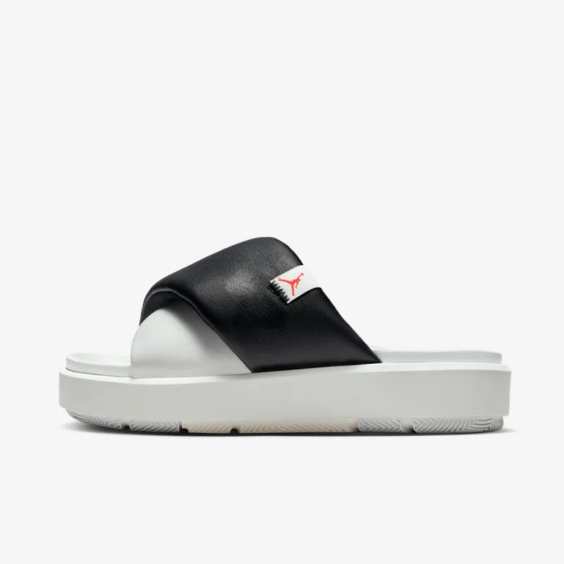 NIKE Tenisice Jordan Sophia 