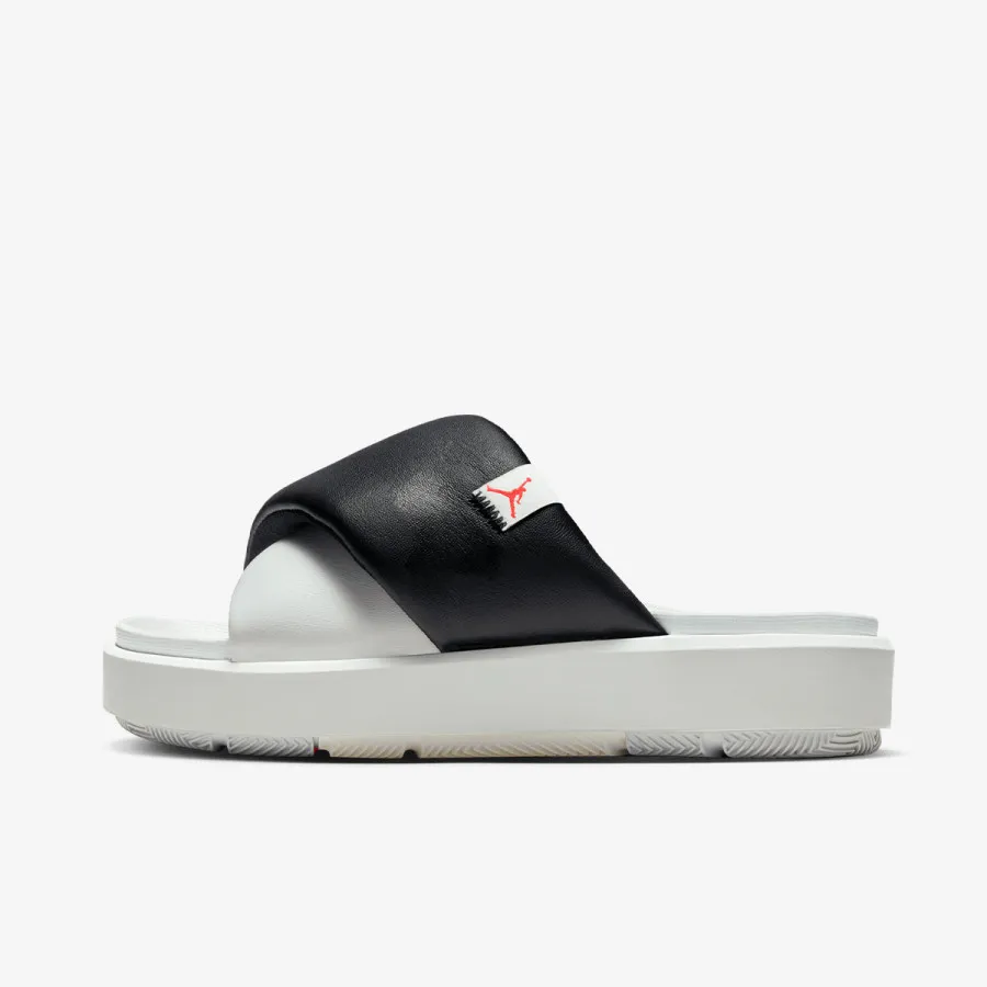 NIKE Tenisice Jordan Sophia 