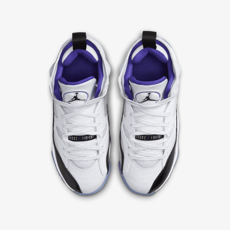 NIKE Tenisice Jumpman Two Trey 