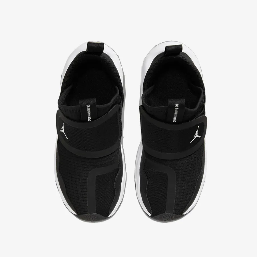 NIKE Tenisice JORDAN 23/7 BP 