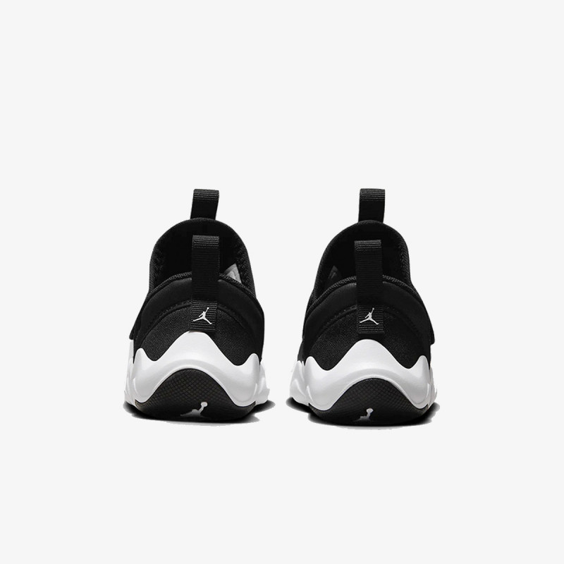 NIKE Tenisice 23/7 