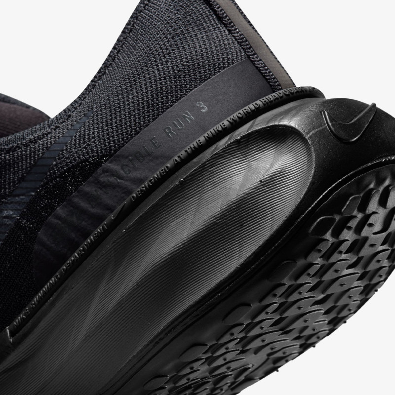NIKE Tenisice Zoomx Invincible Run 