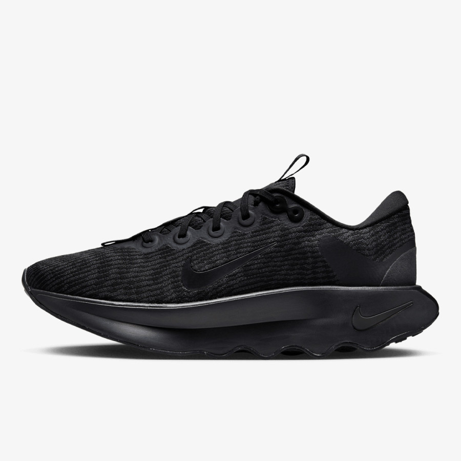 NIKE Tenisice Escape Momentum 