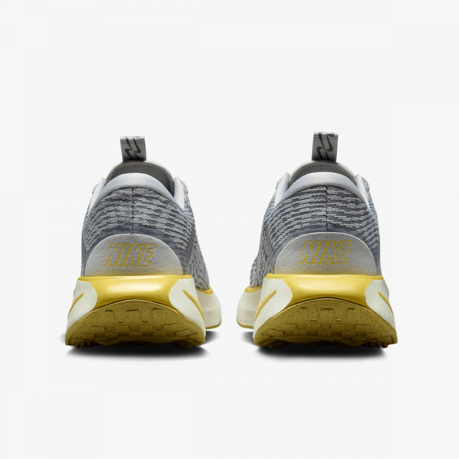 NIKE Tenisice Escape Momentum 