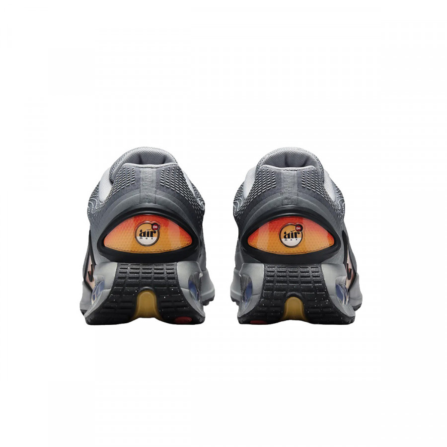 NIKE Tenisice Air Max Dn 