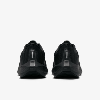 NIKE Tenisice Pegasus 40 