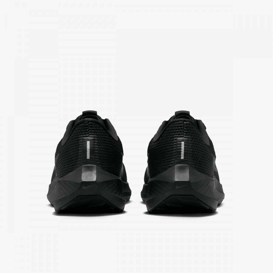 NIKE Tenisice Pegasus 40 