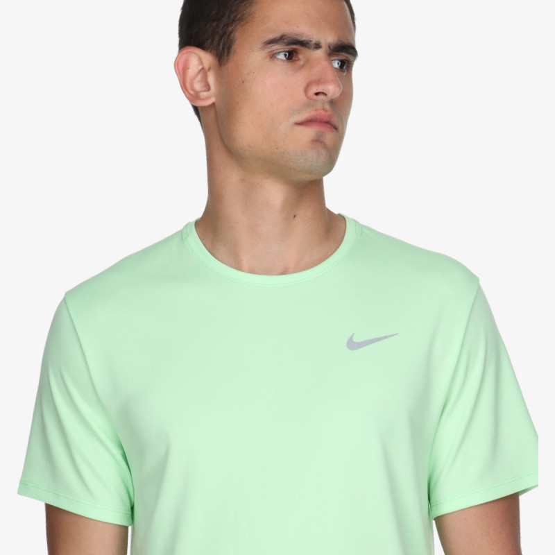 NIKE Majica kratkih rukava Dri-FIT UV Miler 