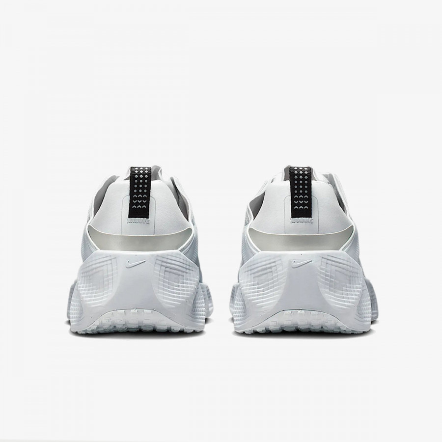 NIKE Tenisice NIKE AVA ROVER 