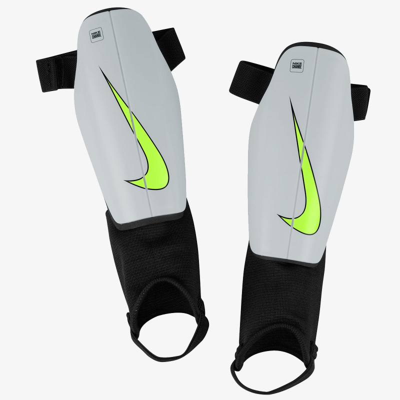 NIKE SHIN GUARD Charge 
