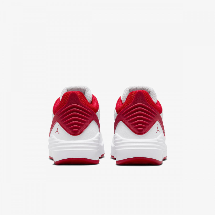 NIKE Tenisice Jordan Max Aura 5 
