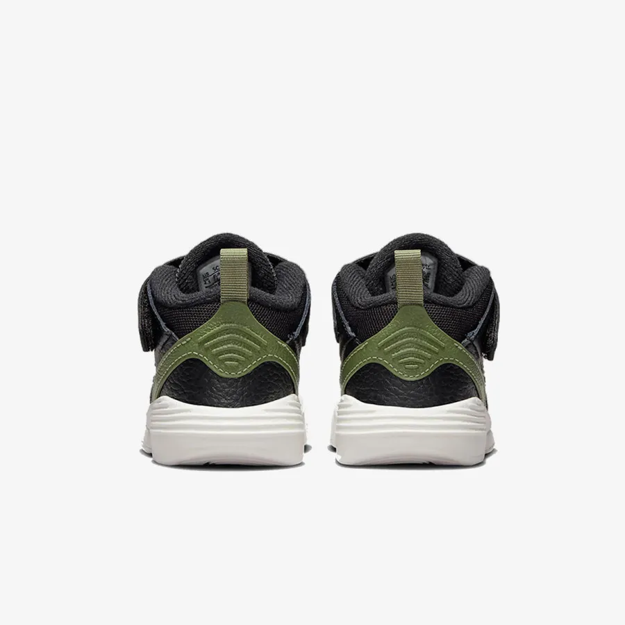 NIKE Tenisice JORDAN MAX AURA 5 BT 