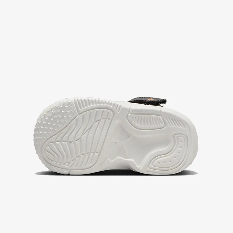 NIKE Tenisice JORDAN MAX AURA 5 BT 