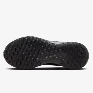NIKE Tenisice Revolution 7 
